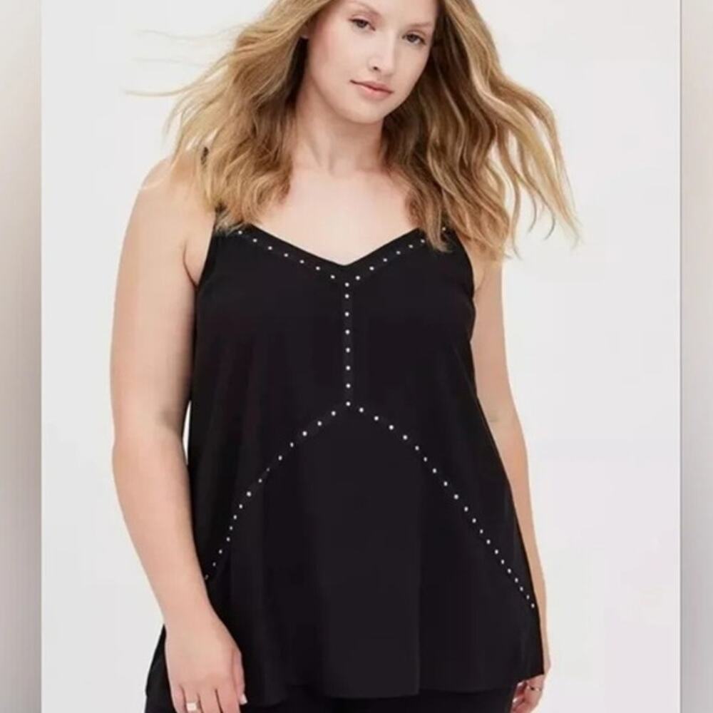 Torrid Studded Cami Womens Size 2X Black V-Neck Tank Edgy Sleeveless Top - Picture 1 of 10